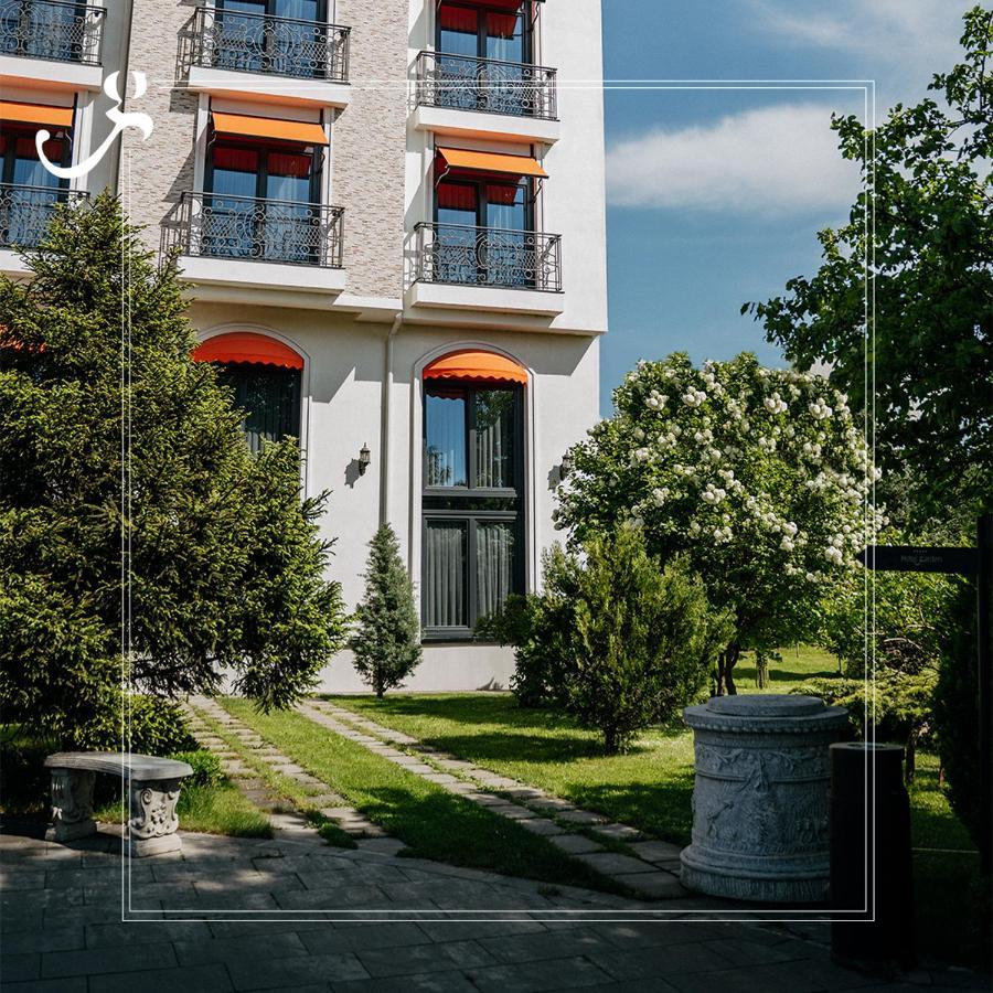 Hotel Garden Приштина Екстер'єр фото