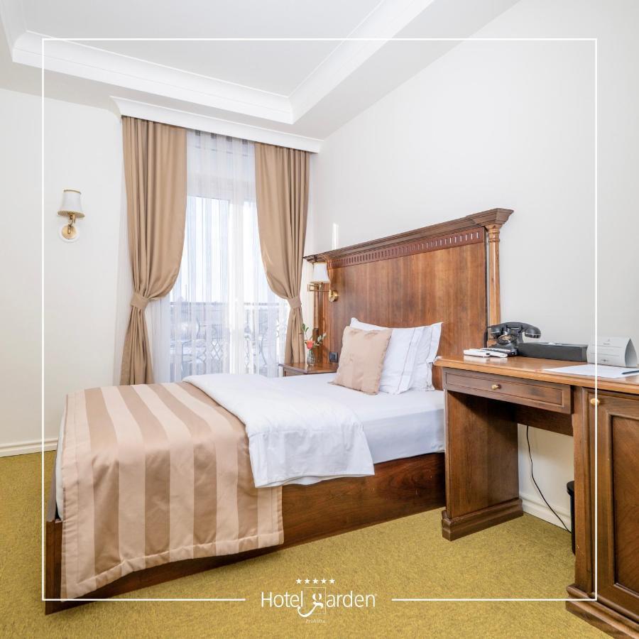Hotel Garden Приштина Екстер'єр фото
