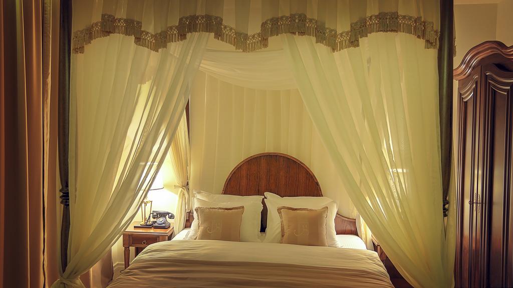 Hotel Garden Приштина Екстер'єр фото