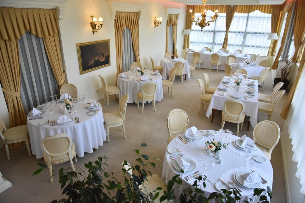 Hotel Garden Приштина Екстер'єр фото